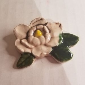 Magnolia brooch 1t4